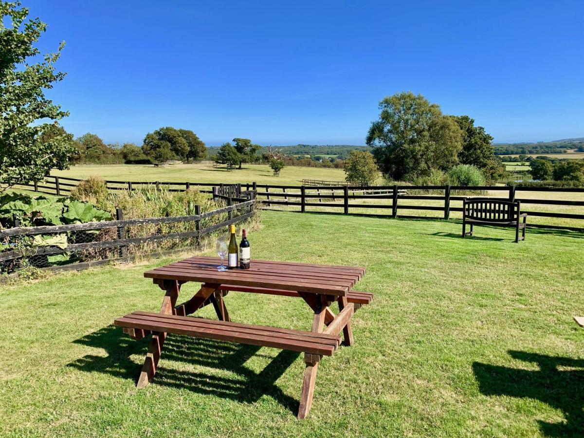 Little Upton Farm Cottages Ryde  Eksteriør bilde